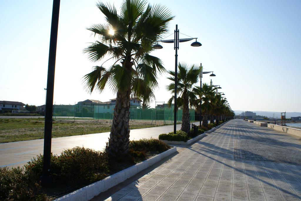 Hotel Strand Marina Di Montenero Exterior foto